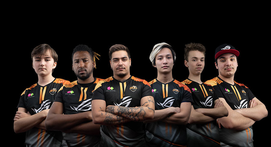 team members of ROG Esport